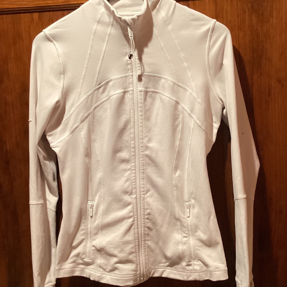 Lululemon size 8 white Define Jacket